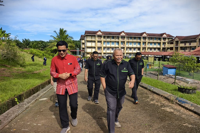 TH PLANTATIONS Contributes RM12,000 Towards the Development of Sekolah Kebangsaan Sandau’s Surau - Image 5